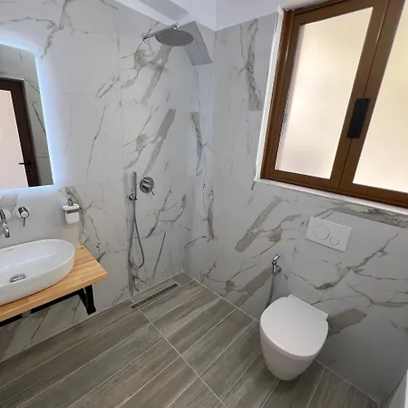 Дом отдыха Mirjan Саранда