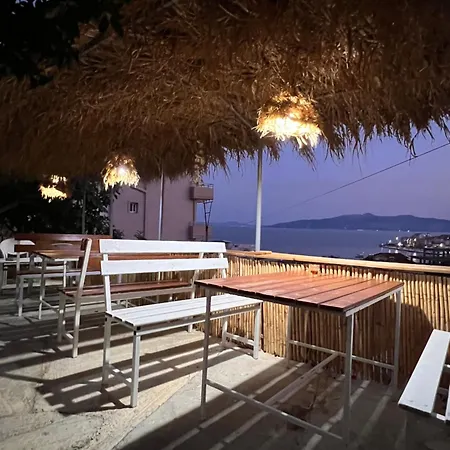 Mirjan Hébergement de vacances Saranda